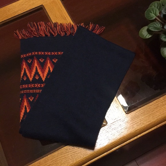 Gap Scarf for kids - Picture 2 of 4